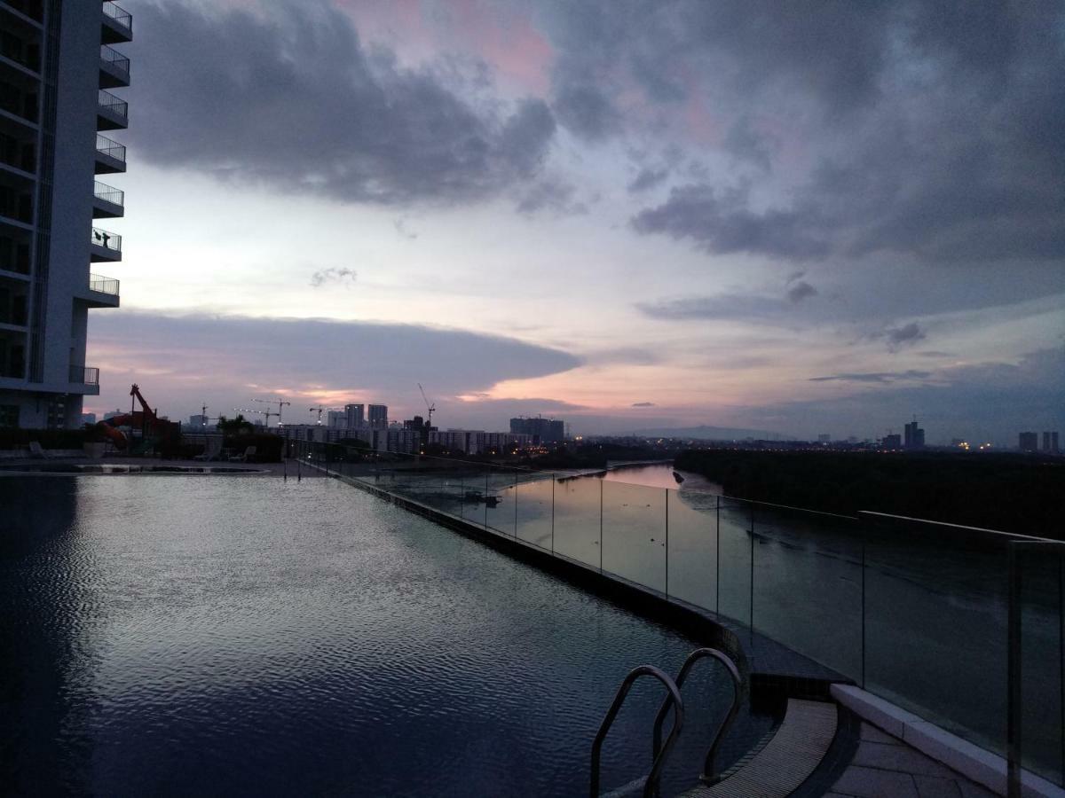 Bayu Marina 3 Mins Away Mid Valley Southkey * Johor Bahru